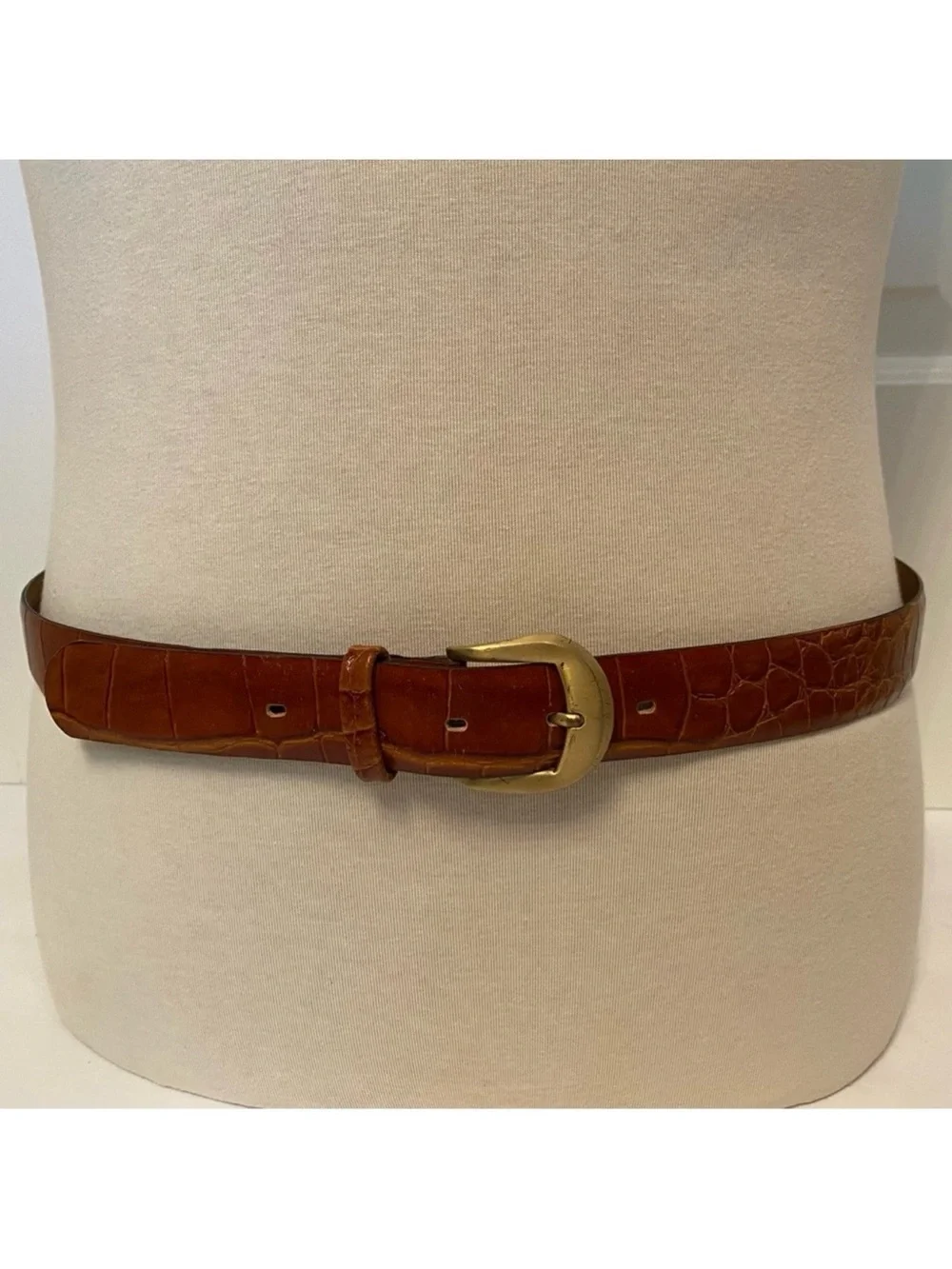 USA MADE MENS BELT BROWN CROC LOOK LEATHER IMPORTED PIG GOLD TONE BUCKLE 38